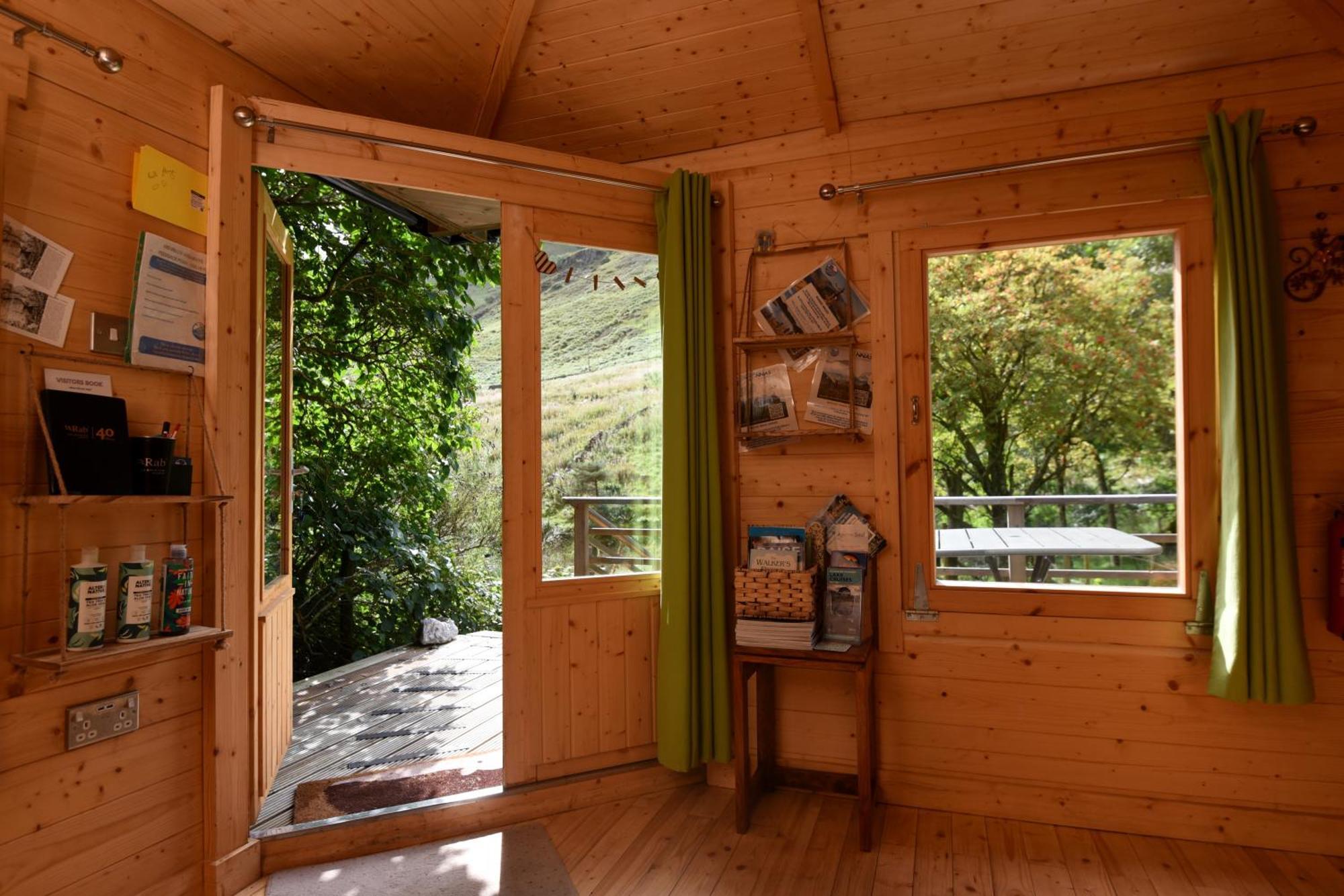 ホテル Helvellyn - The Hut - Twin Or Double グレンリディング エクステリア 写真